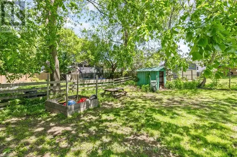 127 Brockville Street Smiths Falls ON K7A 3Y7