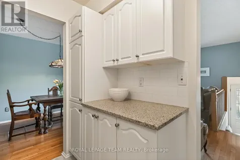 402 Montfort Street Ottawa ON K1L 8G7