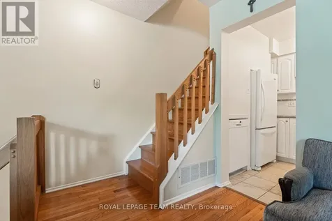 402 Montfort Street Ottawa ON K1L 8G7