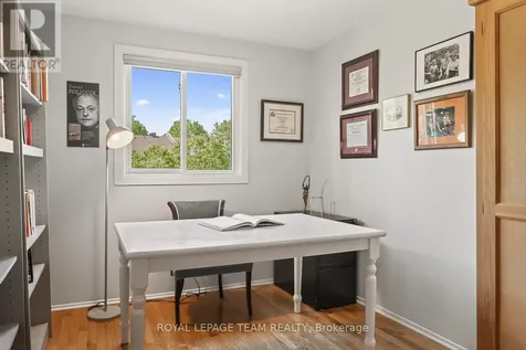 402 Montfort Street Ottawa ON K1L 8G7