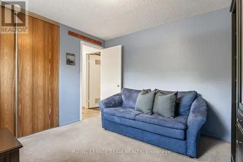 402 Montfort Street Ottawa ON K1L 8G7