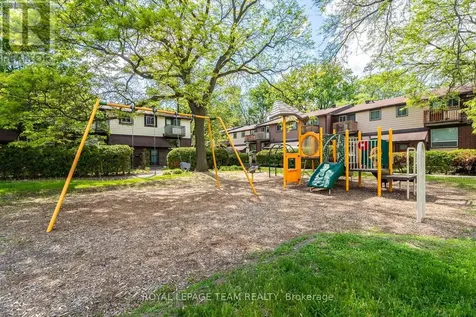 402 Montfort Street Ottawa ON K1L 8G7