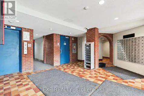 2044 Arrowsmith Drive Ottawa ON K1J 7V8