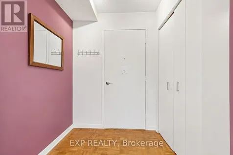 2044 Arrowsmith Drive Ottawa ON K1J 7V8