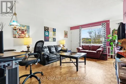 2044 Arrowsmith Drive Ottawa ON K1J 7V8