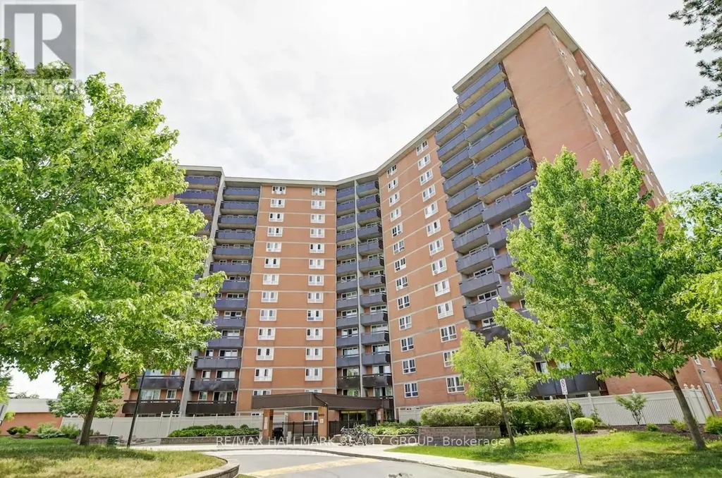 2000 Jasmine Crescent Ottawa ON K1J 8K4