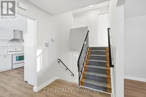 2158 Fillmore Crescent Ottawa ON K1J 6A4