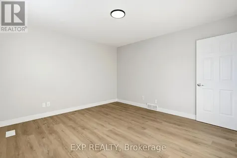 2158 Fillmore Crescent Ottawa ON K1J 6A4