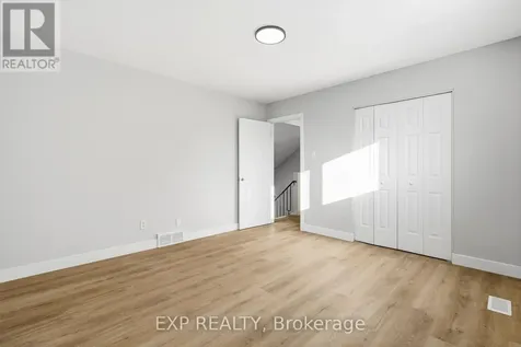 2158 Fillmore Crescent Ottawa ON K1J 6A4