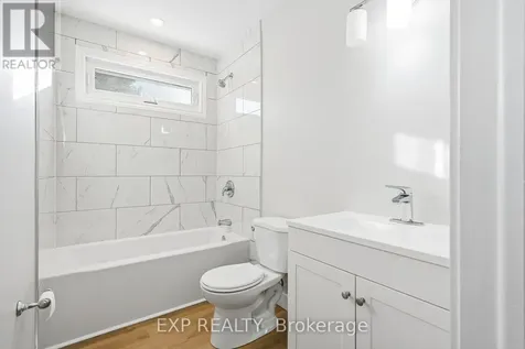 2158 Fillmore Crescent Ottawa ON K1J 6A4