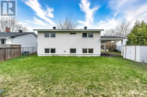 2158 Fillmore Crescent Ottawa ON K1J 6A4