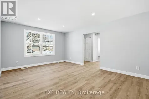 2158 Fillmore Crescent Ottawa ON K1J 6A4