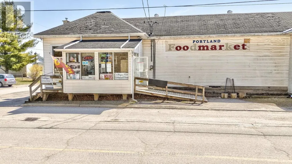 28 Colborne Street Rideau Lakes ON K0G 1V0