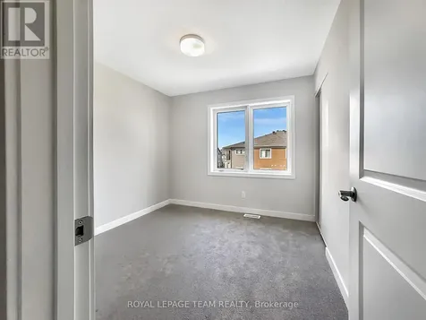 946 Chapman Mills Drive Ottawa ON K2J 7P4