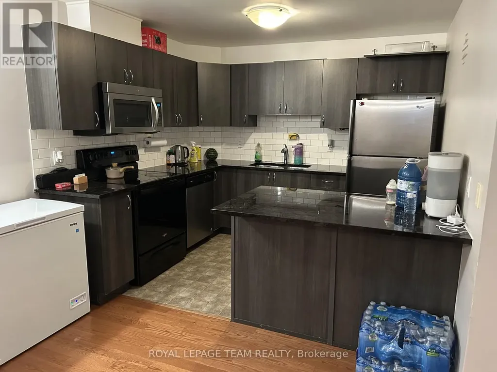 105 Fraser Fields Way Ottawa ON K2J 5V1