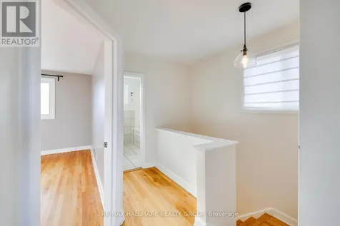 1213 Emperor Avenue Ottawa ON K1Z 8C3