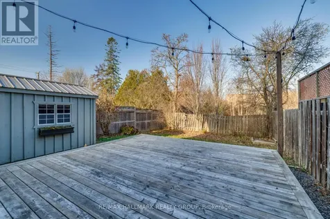 1213 Emperor Avenue Ottawa ON K1Z 8C3