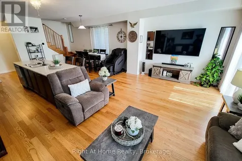 3 Norwich Crescent Haldimand ON N3W 0J3