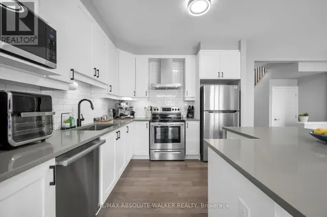 2176 Winsome Terrace Ottawa ON K4A 5N1