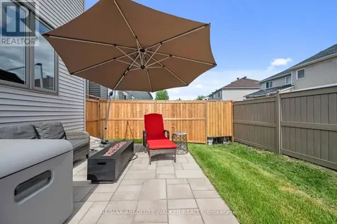 2176 Winsome Terrace Ottawa ON K4A 5N1