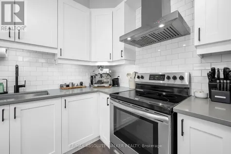 2176 Winsome Terrace Ottawa ON K4A 5N1