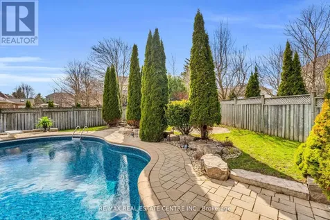 11 Chapman Road Orangeville ON L9W 5C7