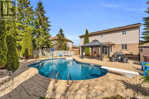 11 Chapman Road Orangeville ON L9W 5C7