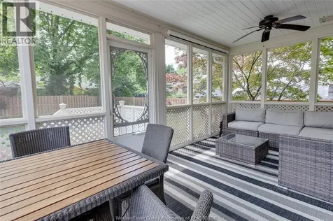 221 Villaire Avenue Windsor ON N8S 2J1