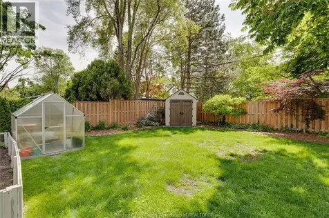 221 Villaire Avenue Windsor ON N8S 2J1