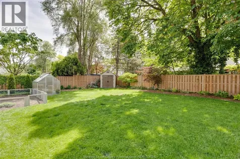 221 Villaire Avenue Windsor ON N8S 2J1