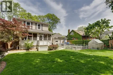221 Villaire Avenue Windsor ON N8S 2J1