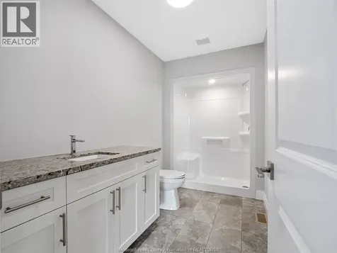 113 Eagle Street Leamington ON N8H 0G5