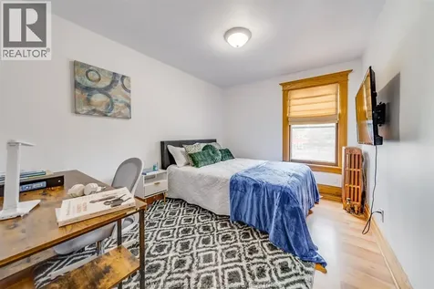 961 Ouellette Avenue Windsor ON N9A 4J5