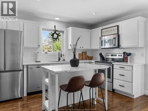 261 Jewel Street Lasalle ON N9J 3X3