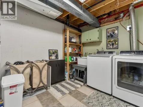 261 Jewel Street Lasalle ON N9J 3X3