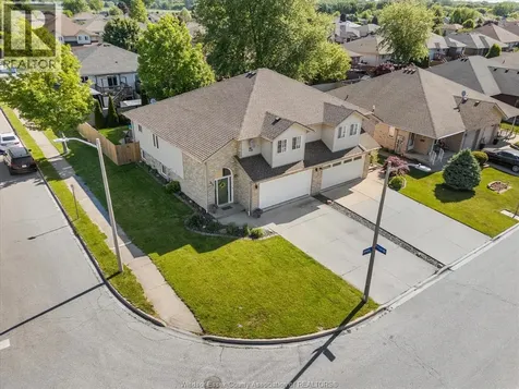 261 Jewel Street Lasalle ON N9J 3X3