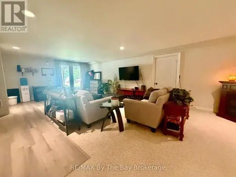 24 Bridlewood Crescent Wasaga Beach ON L9Z 1B4