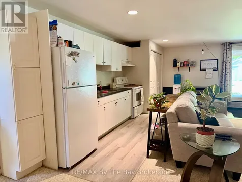 24 Bridlewood Crescent Wasaga Beach ON L9Z 1B4