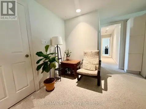 24 Bridlewood Crescent Wasaga Beach ON L9Z 1B4