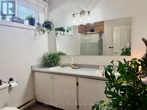 24 Bridlewood Crescent Wasaga Beach ON L9Z 1B4