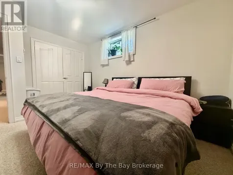 24 Bridlewood Crescent Wasaga Beach ON L9Z 1B4