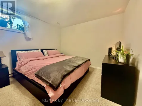 24 Bridlewood Crescent Wasaga Beach ON L9Z 1B4