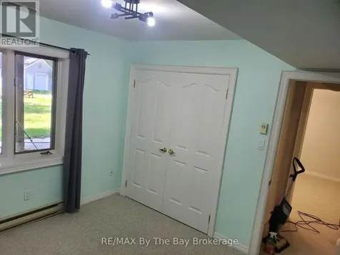 24 Bridlewood Crescent Wasaga Beach ON L9Z 1B4