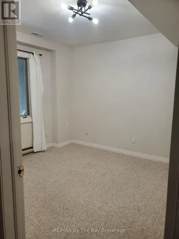 24 Bridlewood Crescent Wasaga Beach ON L9Z 1B4