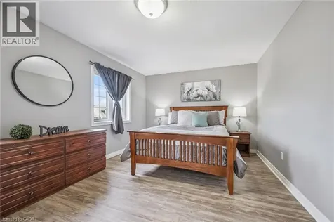 15 Zinkann Crescent Wellesley ON N0B 2T0