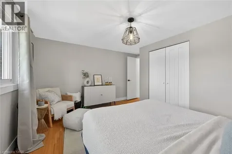 23 Duchess Court Hamilton ON L8E 1A4