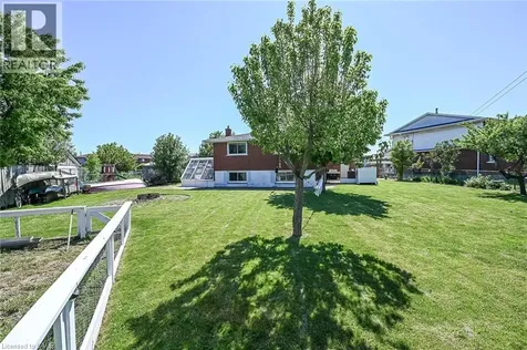 23 Duchess Court Hamilton ON L8E 1A4