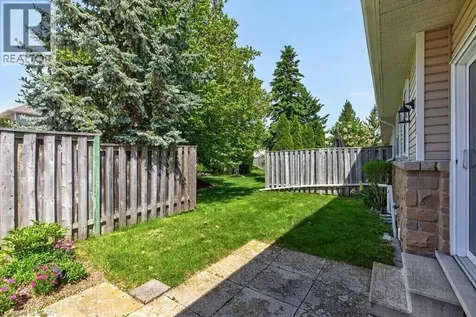20 Kitty Murray Lane Ancaster ON L9K 1L7