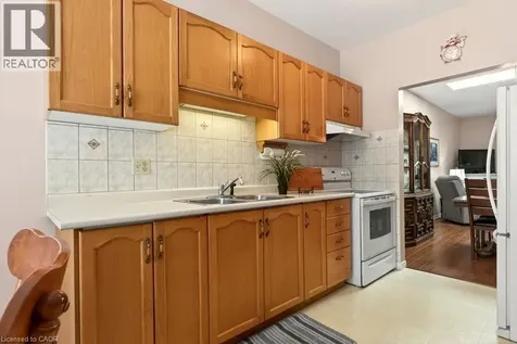 20 Kitty Murray Lane Ancaster ON L9K 1L7
