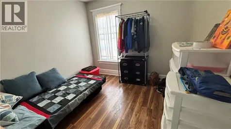 30 Victoria Avenue Cambridge ON N1S 1X4